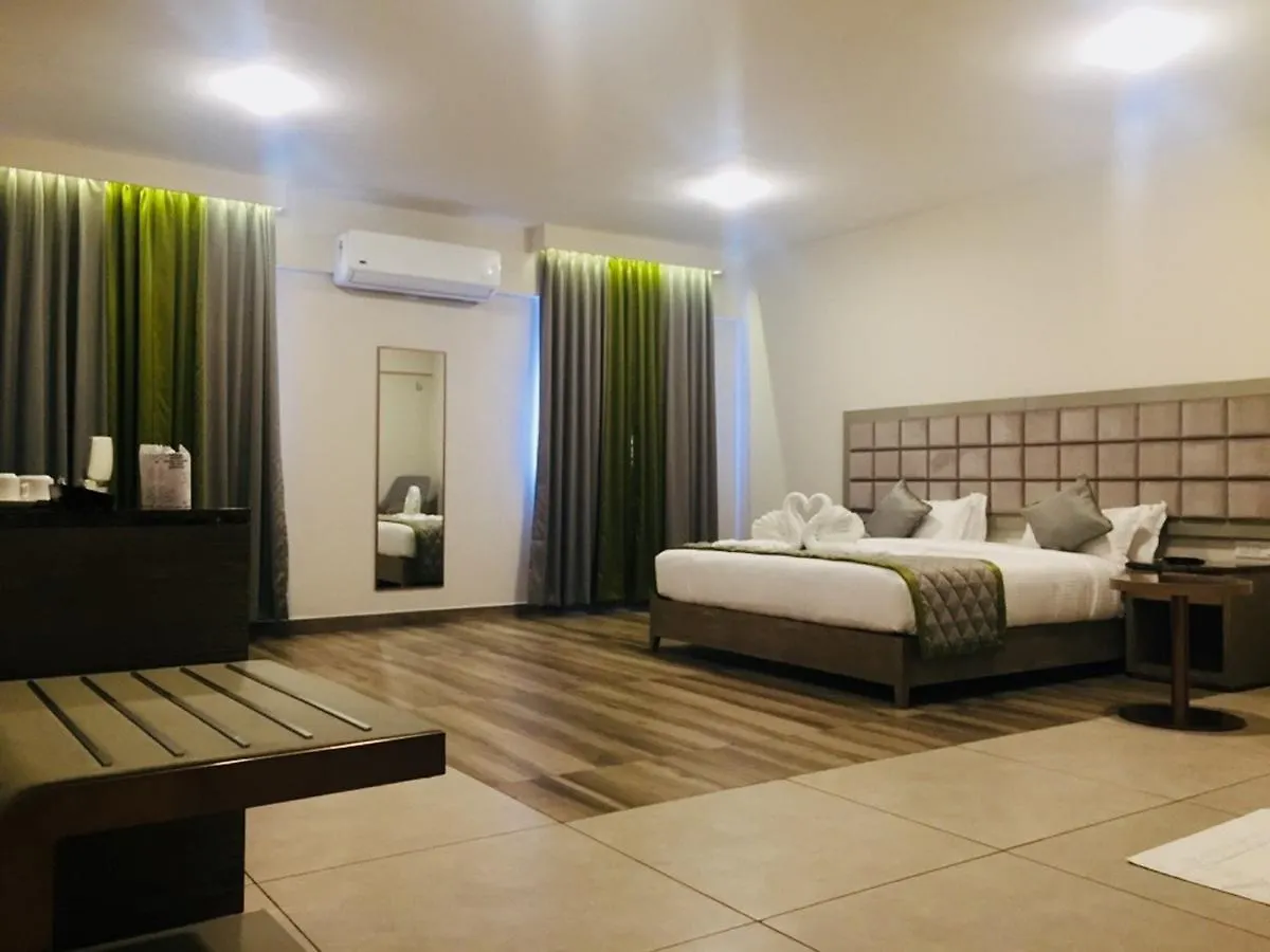 Hotel Justa Rangers Munnar